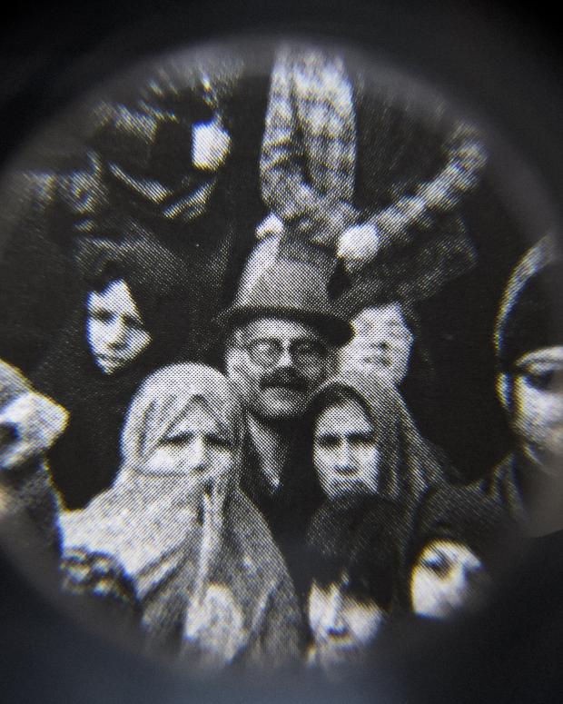 Untitled from “Eyes Dazzle as They Search for the Truth”, 2022 (Extracted from the photographs of the Islamic Revolution in 1979-80)